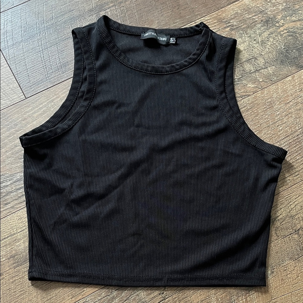 Prettylittlething Black Ribbed Crop Tank
